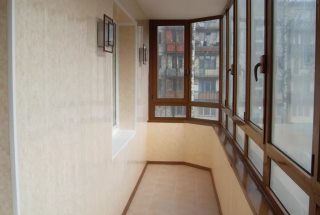 Ремонт балкона в новостройке в Твери